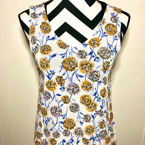 A.n.a petite - floral sleeveless shirt